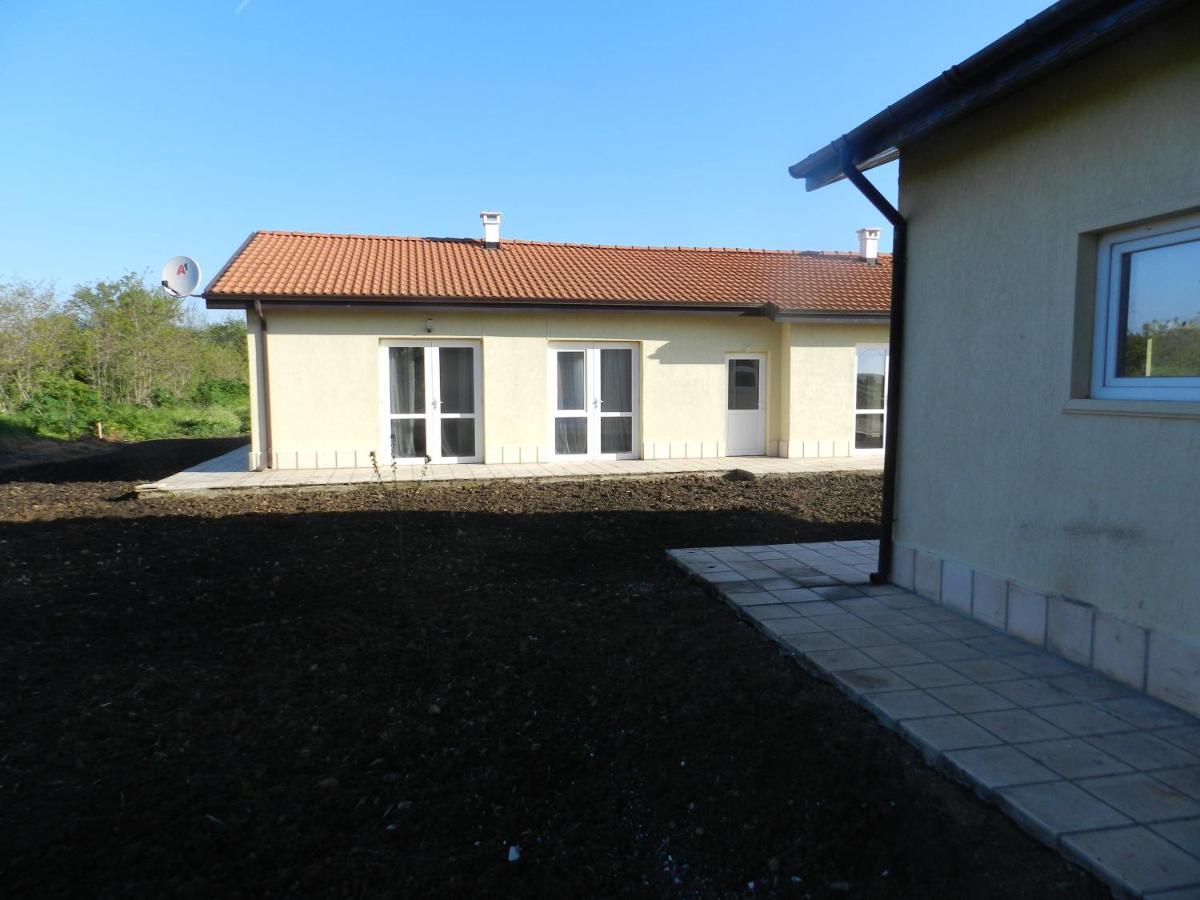 Villa Campo Ezerets Экстерьер фото