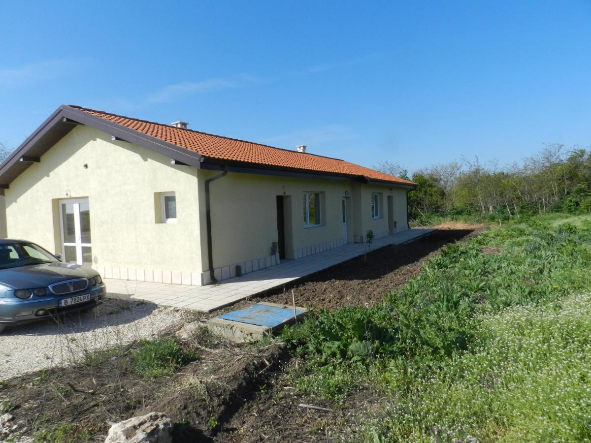 Villa Campo Ezerets Экстерьер фото